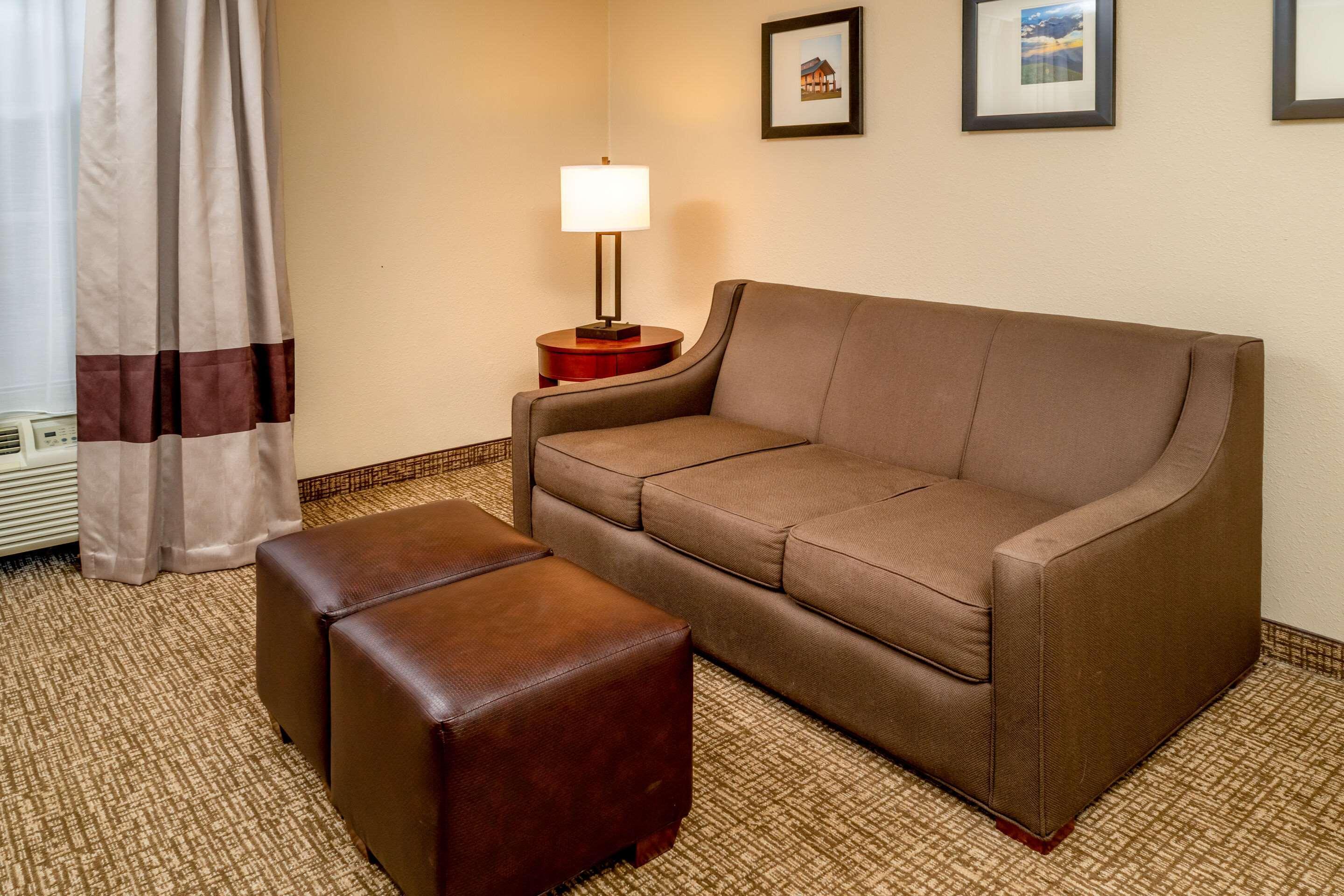 Comfort Inn & Suites Grundy Экстерьер фото