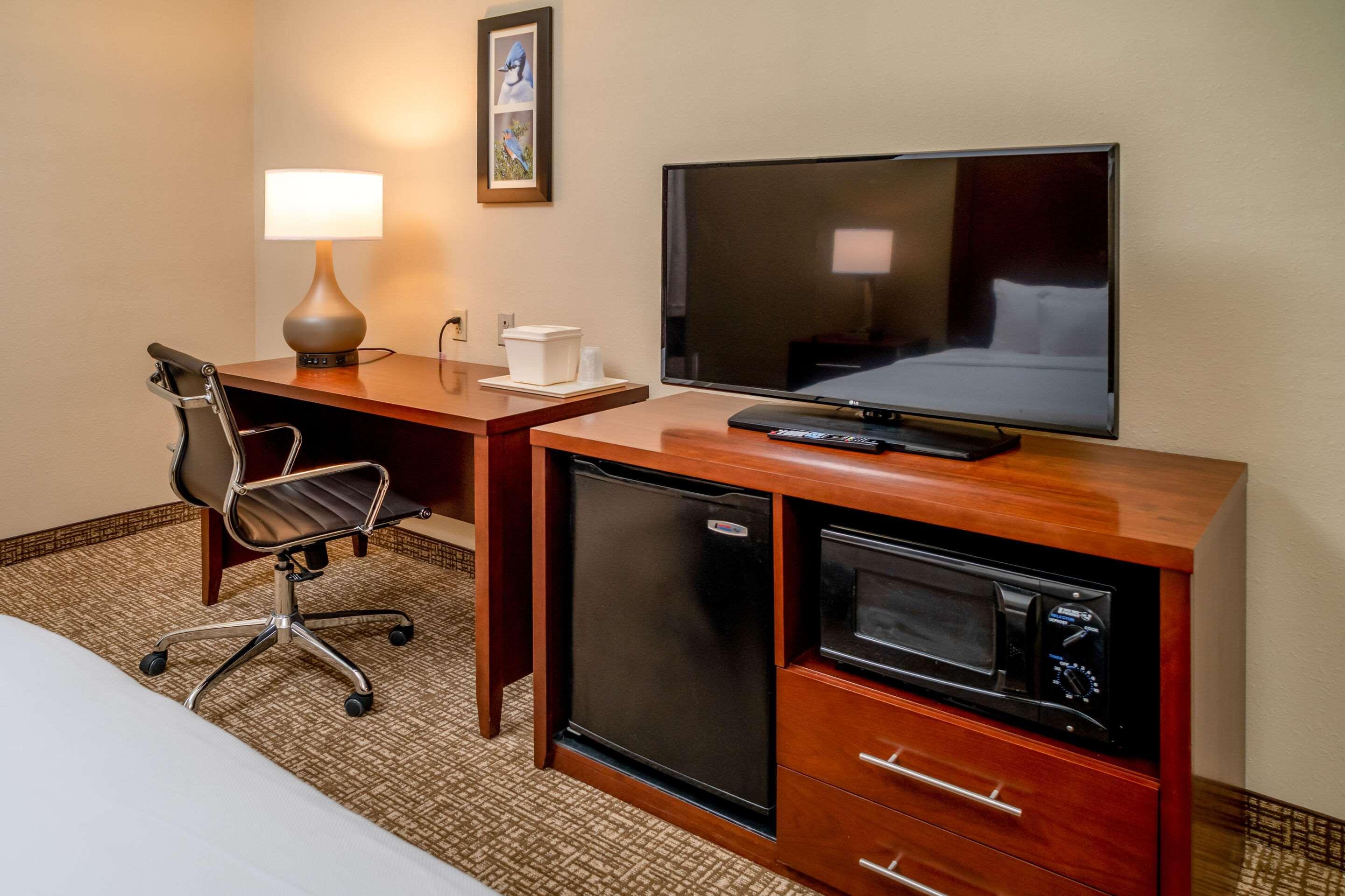 Comfort Inn & Suites Grundy Экстерьер фото