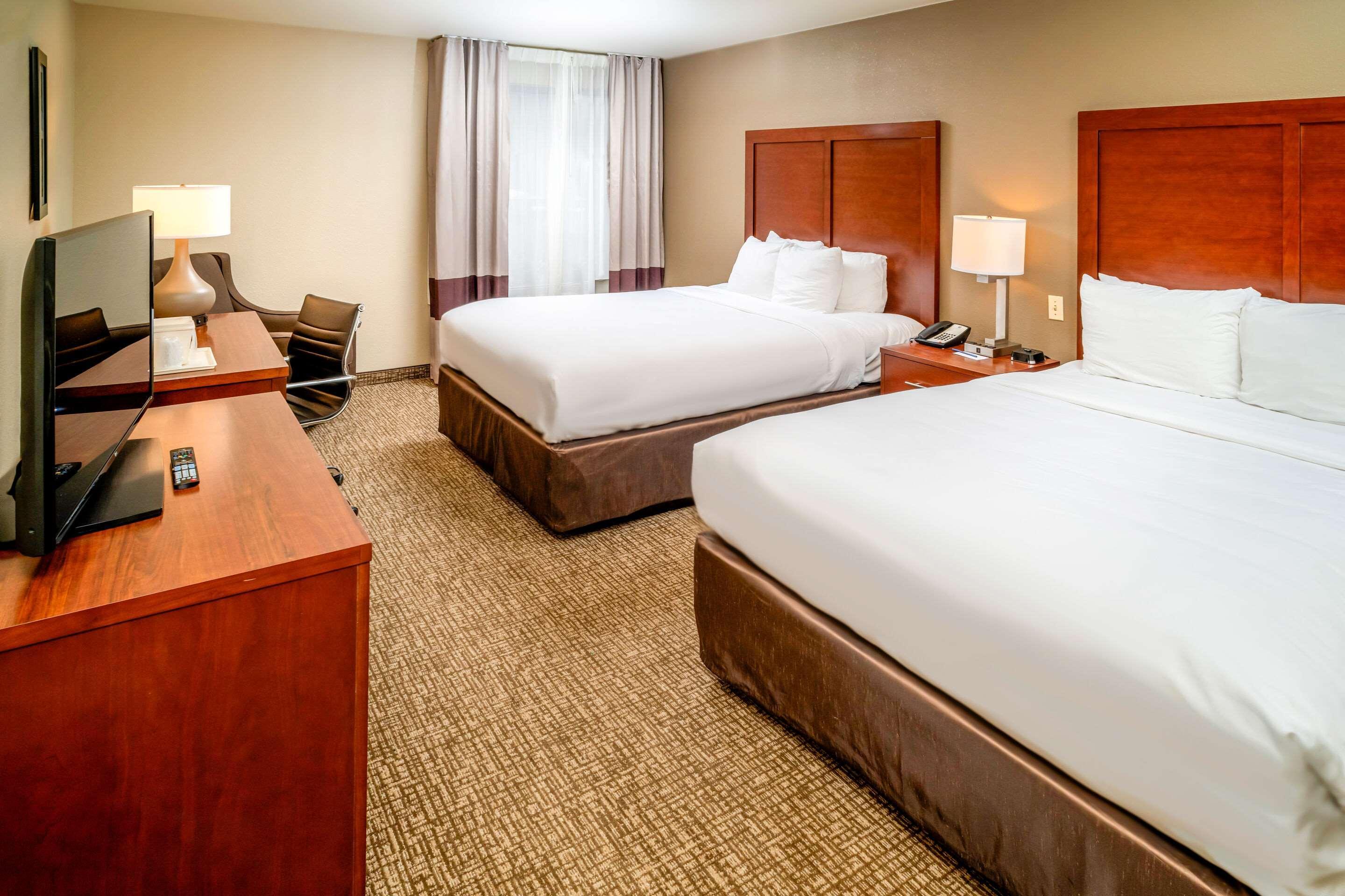 Comfort Inn & Suites Grundy Экстерьер фото