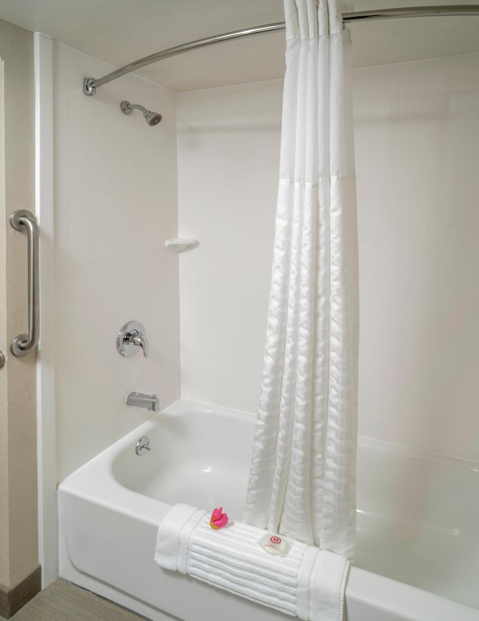 Comfort Inn & Suites Grundy Экстерьер фото